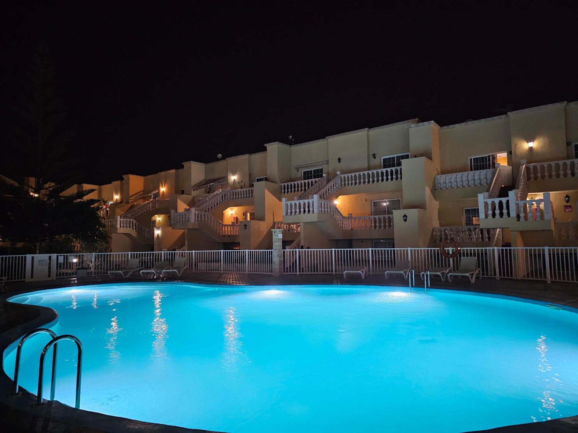 Apartament Caleta 科斯塔卡莱塔 外观 照片